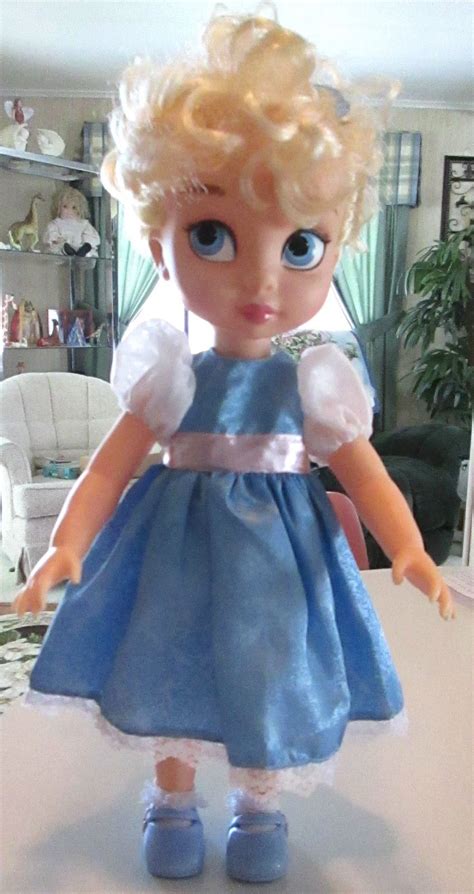 Disney Princess Cinderella Toddler Doll Animator Collection 16
