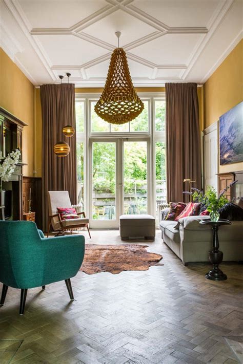 Maybe you would like to learn more about one of these? CROWN RED - Pendelleuchten von JSPR | Architonic