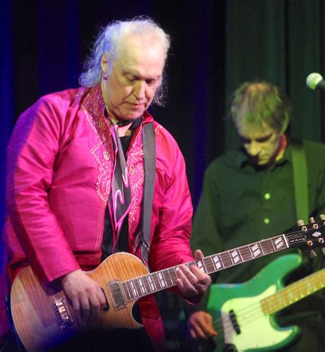 dave davies of the kinks brings solo show to music box supper club