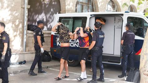 Violaci N Grupal Piden La Libertad De La Manada Alemana De Mallorca