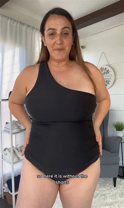 Im A Size 14 And ‘busty I Did A Swimwear Haul From Target The