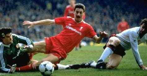 Get well soon 🙏❤ #ynwa». My Wall of Fame - Ian Rush