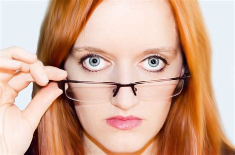 Why Do Millions Of Modern Women Suffer Bad Eyesightdr Mommy Chronicles