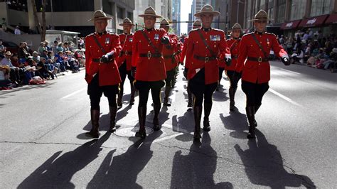 Rcmp Approve Hijabs For Female Members