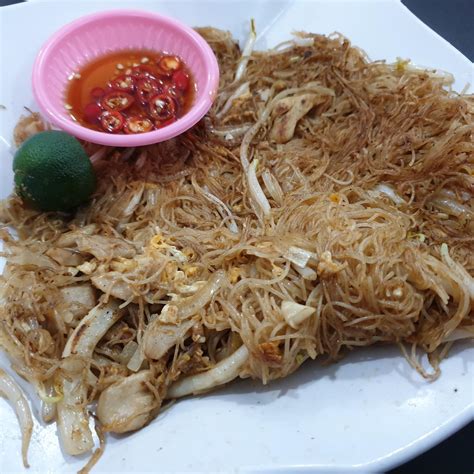 Pan Fried Bee Hoon At Buey Tahan Seefood Halal Tag Singapore
