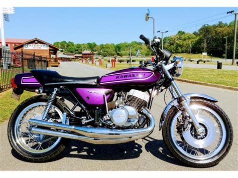I am selling my kawasaki motorcycle collection and this is one of myfavoriterestorations of any that i own. 1975 Kawasaki 750 H2 for Sale | ClassicCars.com | CC-1176448
