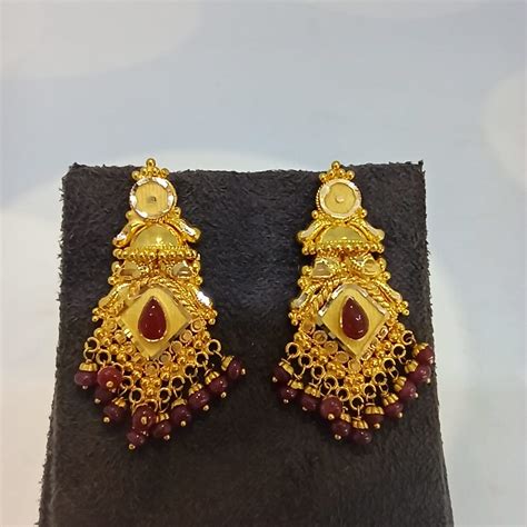 Buy Kemp Stone Earrings For Her Online Rishabh Jewellers Jewelflix