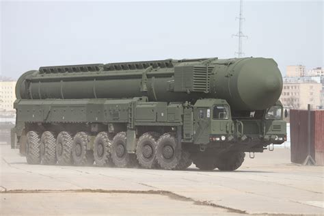 Russian Made Topol Mobile Icbm Launcher 3 Stage Rocket 6800 Mile