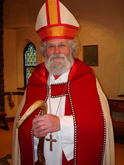 Saint nicolas et ses ânes babalou et balou jouent la carte de la prudence et demeurent bien au chaud cette année. Saint Nicholas Day | Mystic Christmas Blog