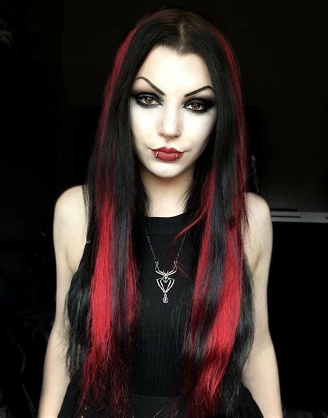 Megan Mayhem Gothic Hairstyles Goth Beauty Goth Hair