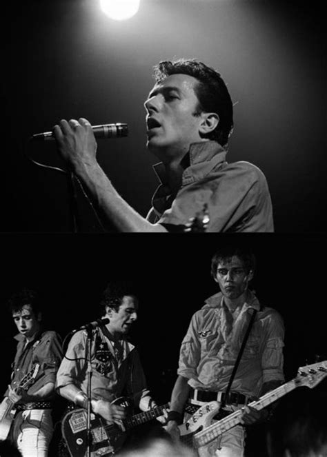 A brand new website launched to recognise world clash day, it features an extensive timeline discography of albums and singles, tour concert history, biography. The Clash Archives - 77 Montréal - Join the '77 Community