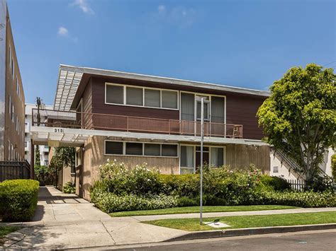 Los Angeles Apartment Building Sells for Record High Price | Architect