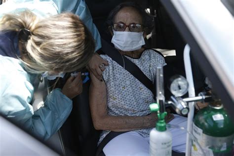 วันนี้ (27 พ.ค.2564) 9:00 น. บราซิลฉีดวัคซีนโควิด-19 ให้ปชช. อายุ 90 ปีขึ้นไป 'ครบทุกคน ...