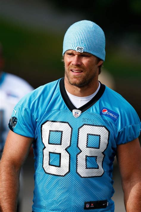 Panthers Te Greg Olsen Wont Hold Out