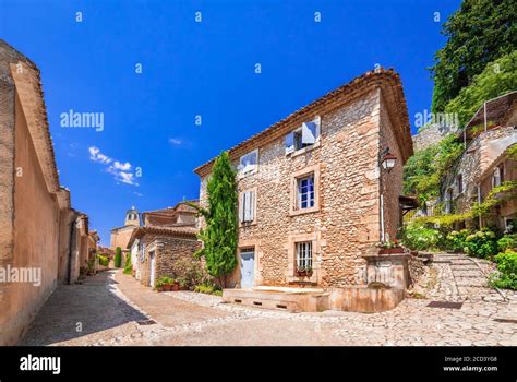 Provence France Joucas Small Hilltop Village Of Monts De Vaucluse
