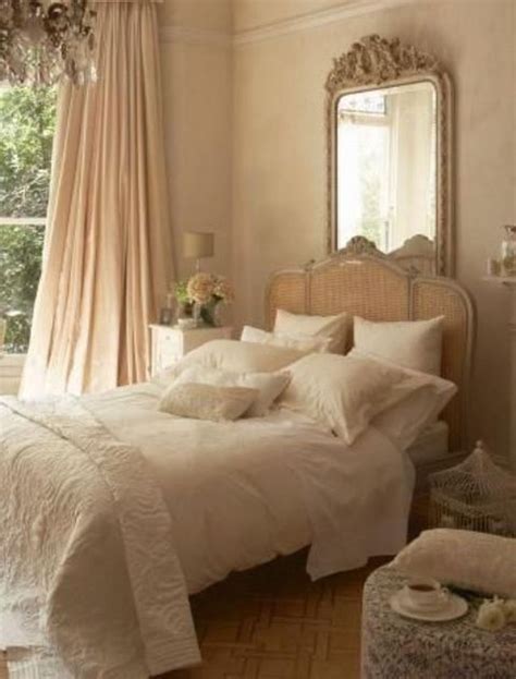 Lovely Romantic Bedroom Decorations For Couples 1 Bedroom Vintage