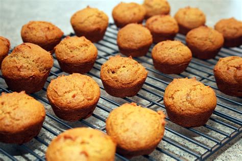 The cider adds a unique fall flavor component to these seasonal waffles. Lazy Gluten Free: Gluten-Free Apple Cider Doughnut Holes