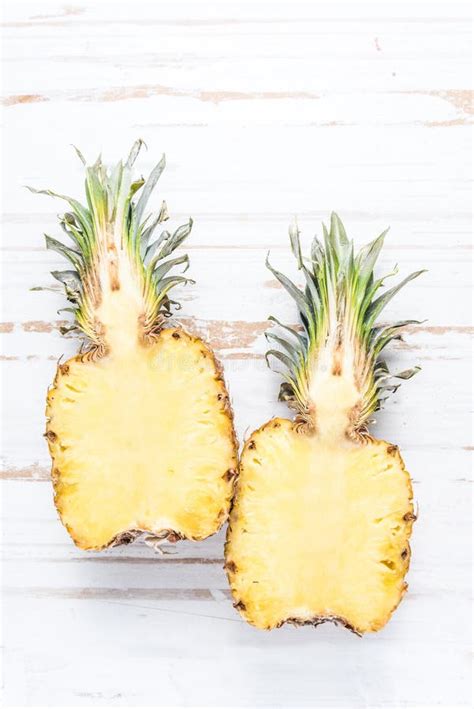 Fresh Pineapple Cut In Half Stock Photo Image Of Ananas Pineapple