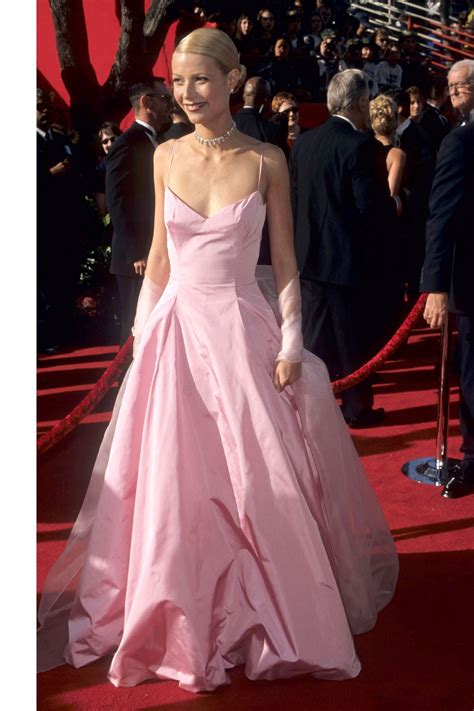 1999 gwyneth paltrow in ralph lauren for shakespeare in love oscar best oscar dresses iconic