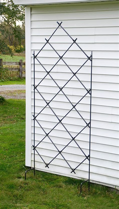 Free standing lattice trellis panels. Lattice Free Standing Trellis | Lattice trellis, Iron ...