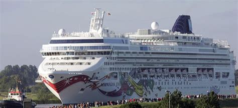Cruises Holidaymakers Horrified To Discover Crew Having Sex In Their Cruise Ship Cabin Cruise