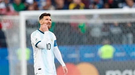 Messi Fue Suspendido Por Tres Meses En La Selección Tras Haber Tratado
