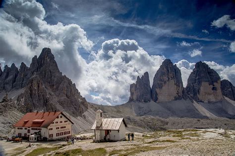 Hd Wallpaper Tre Cime Di Lavaredo 4k Dolomites Dusk Italy Three