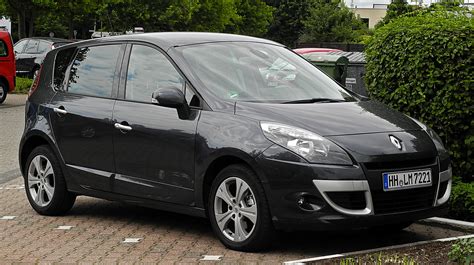 It is based on the chassis of the mégane small family car. File:Renault Scénic (III) - Frontansicht, 2. Juli 2011 ...