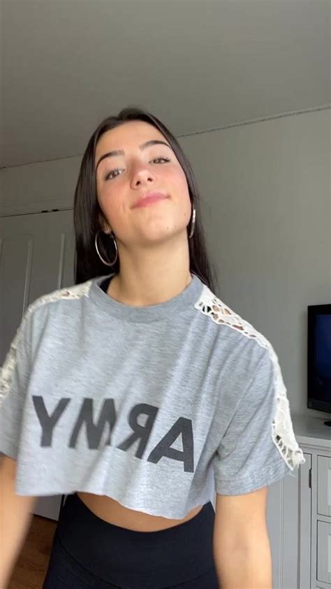 Her birthday, what she did before fame, her family life, fun trivia facts, popularity rankings, and more. charli d'amelio(@charlidamelio) on TikTok | Dance videos ...