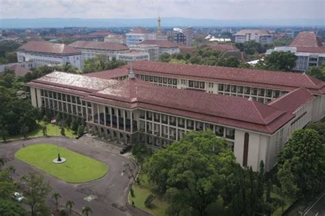 The ugm securities broker company was established taking into account the current realities in the world economy and finance. Besaran UKT ITB, UNPAD, UGM, UNDIP 2020/2021