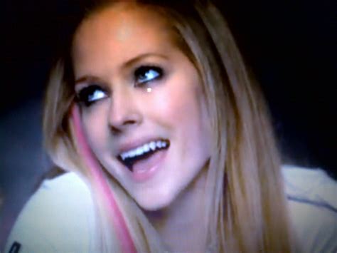 Music Video Girlfriend Avril Lavigne Image 16184263 Fanpop
