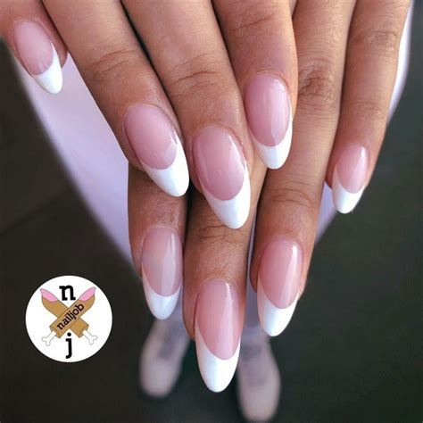 These Almond Shaped Nails Are The Perfect Choice For Someone Who Likes