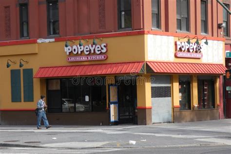 Popeyes Editorial Photo Image Of Food Eating City 99790781
