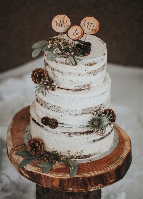Wooden Wedding Winterhochzeitsidee Im Wald Hochzeitswahn Winter Wedding Cake Gorgeous