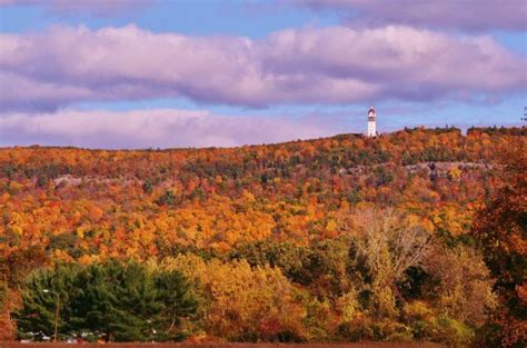 10 Unforgettable Road Trips To Take In Connecticut Before You Die