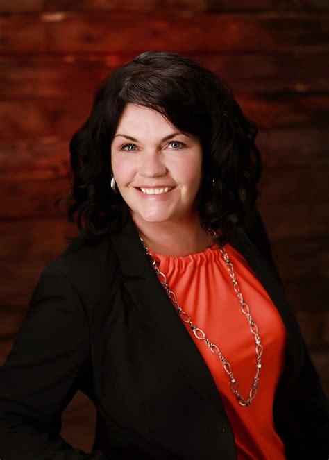Colleen Norman Real Estate Agent Royal Lepage Northern Lights Realty
