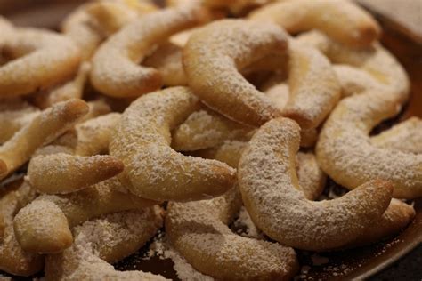 Popular throughout austria, germany, the czech republic, poland, slovakia and hungary, these cookies are a popular favorite, especially at christmastime, though enjoyed. Vanillekipferl - Austrian Christmas cookies - see more ...