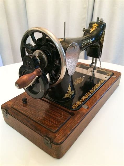 Cleaning And Operating A 100 Year Old Sewing Machine Sewing Machine
