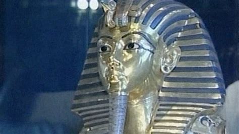 The Real Face Of King Tut Pharaoh Had Girlish Hips A Club Foot And