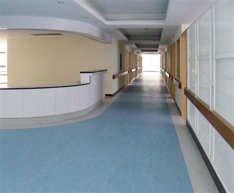 Rectangular Vinyl Hospital Flooring Hospitality Thickness 3 Mm Rs