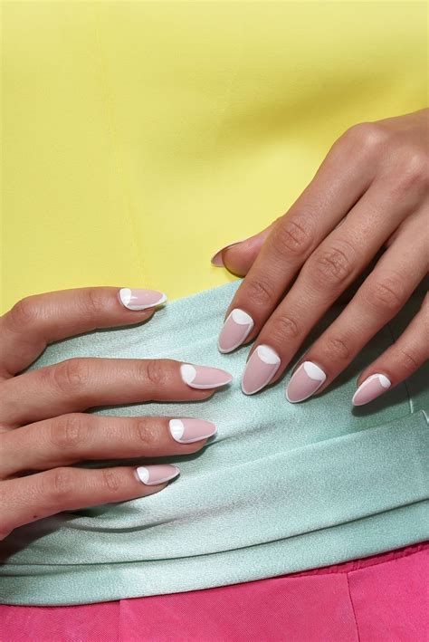 The Spring 2020 Nail Trends Youll Want To Wear Right Now Nail Trends