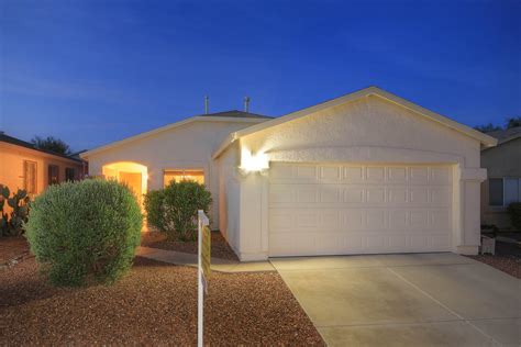 New East Tucson 3/2 1,385 Sq Ft Move in Ready $169,900