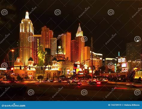 Las Vegas Nightlife Editorial Stock Image Image Of Restaurant 74370919