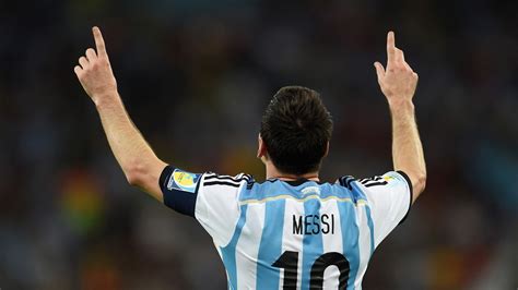 World Cup Lionel Messi Urges Argentina Coach To Change Starting