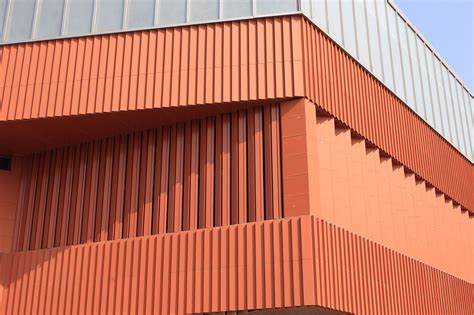 And you can even run your pots through the dishwasher (after cleaning and disinfecting). Terracotta Panels by LOPO Terracotta | Archello