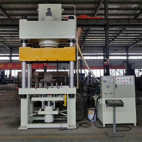 Four Column Frame Hydraulic Press 400t For Deep Drawing Aluminum