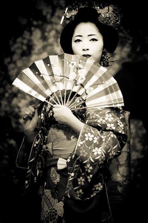Art Geisha Geisha Japan Japanese Geisha Japanese Beauty Vintage Japanese Culture Art Fan