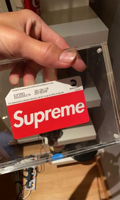 Supreme Metrocard Entertainment T Cards And Vouchers On Carousell