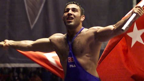 description of turkish wrestler s experience is left blank in bank s exec board reports