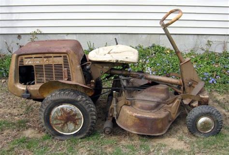 Pin By Brad Dunning On Nostalgia Lawn Mower Tractor Tractor Pictures